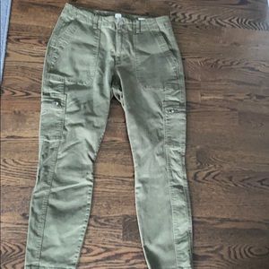 Gap olive green skinny cargo jeans